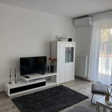 Ada Apartman Sopron Exterior foto