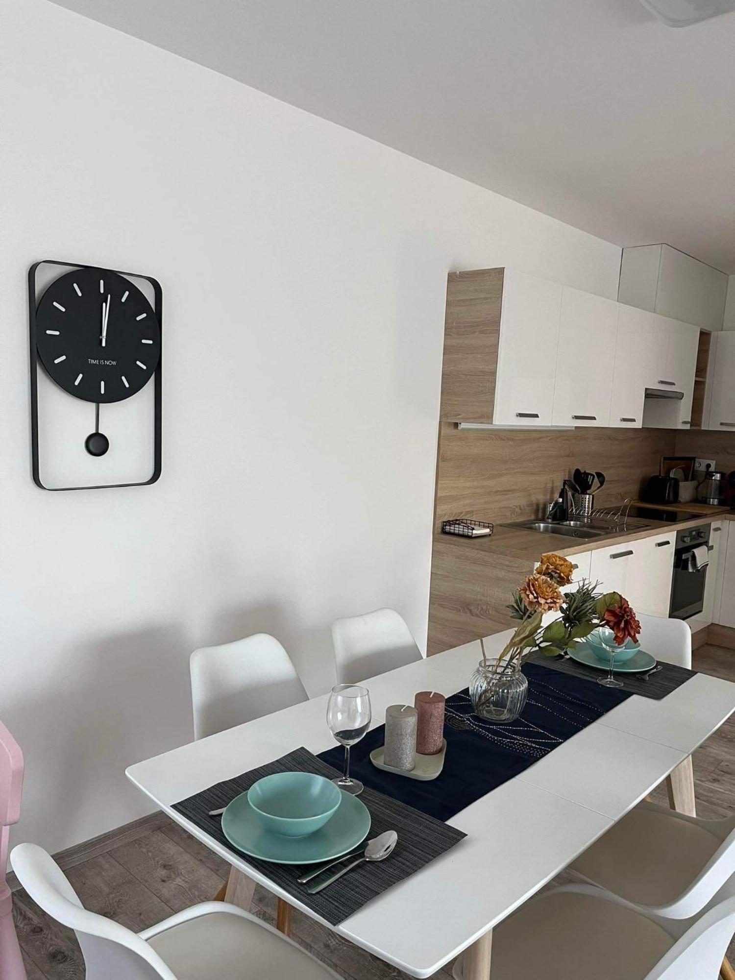 Ada Apartman Sopron Exterior foto